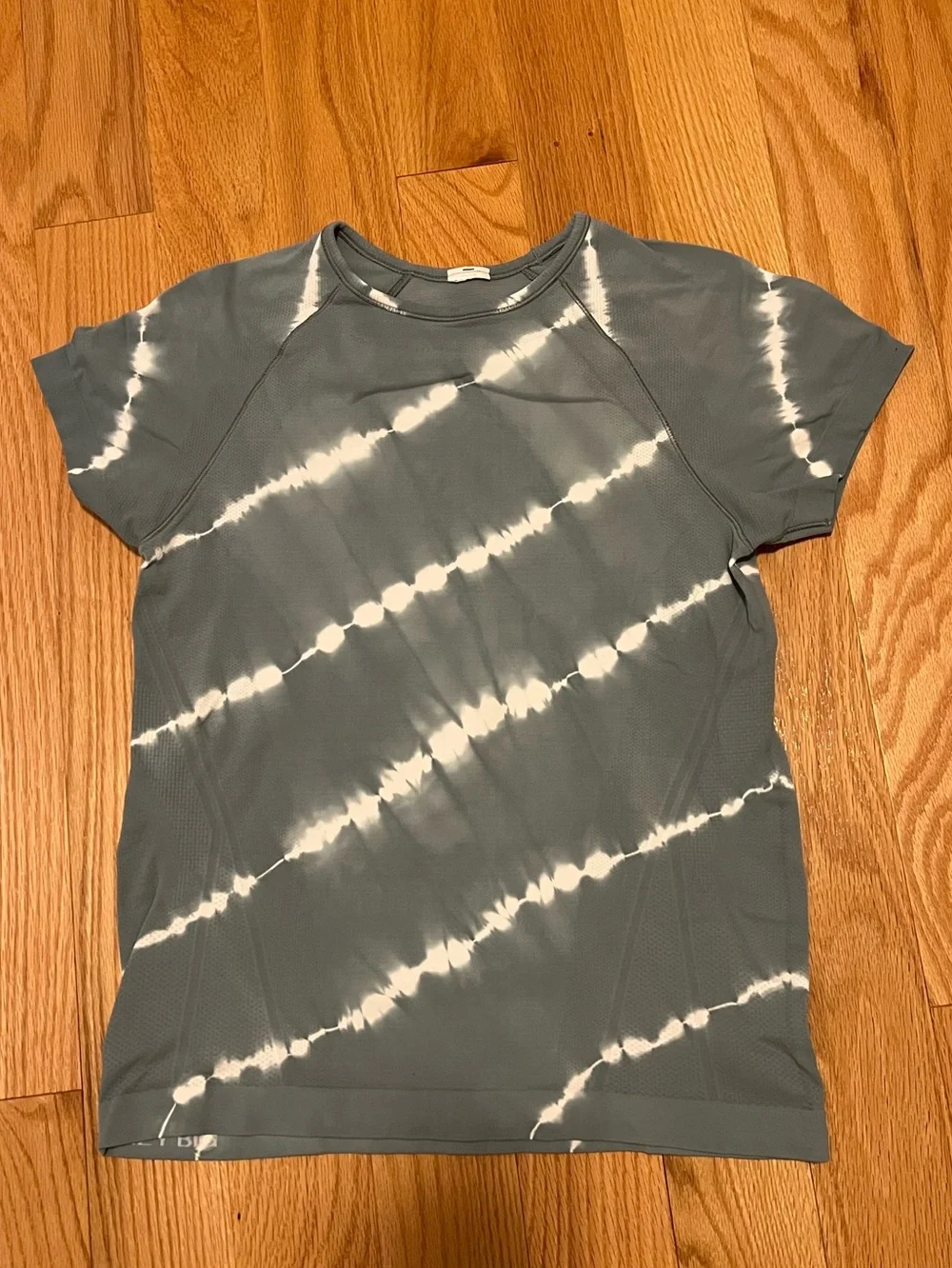 Athleta Girl Power Up Tie-Dye Short Sleeve Tee